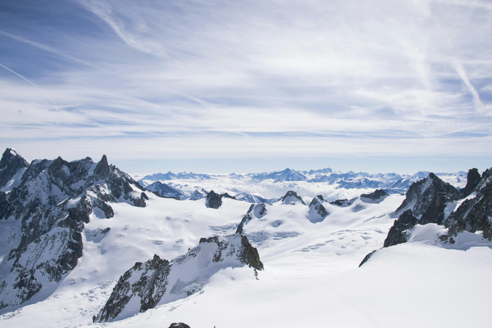 Skioplevelse i Avoriaz scene 2