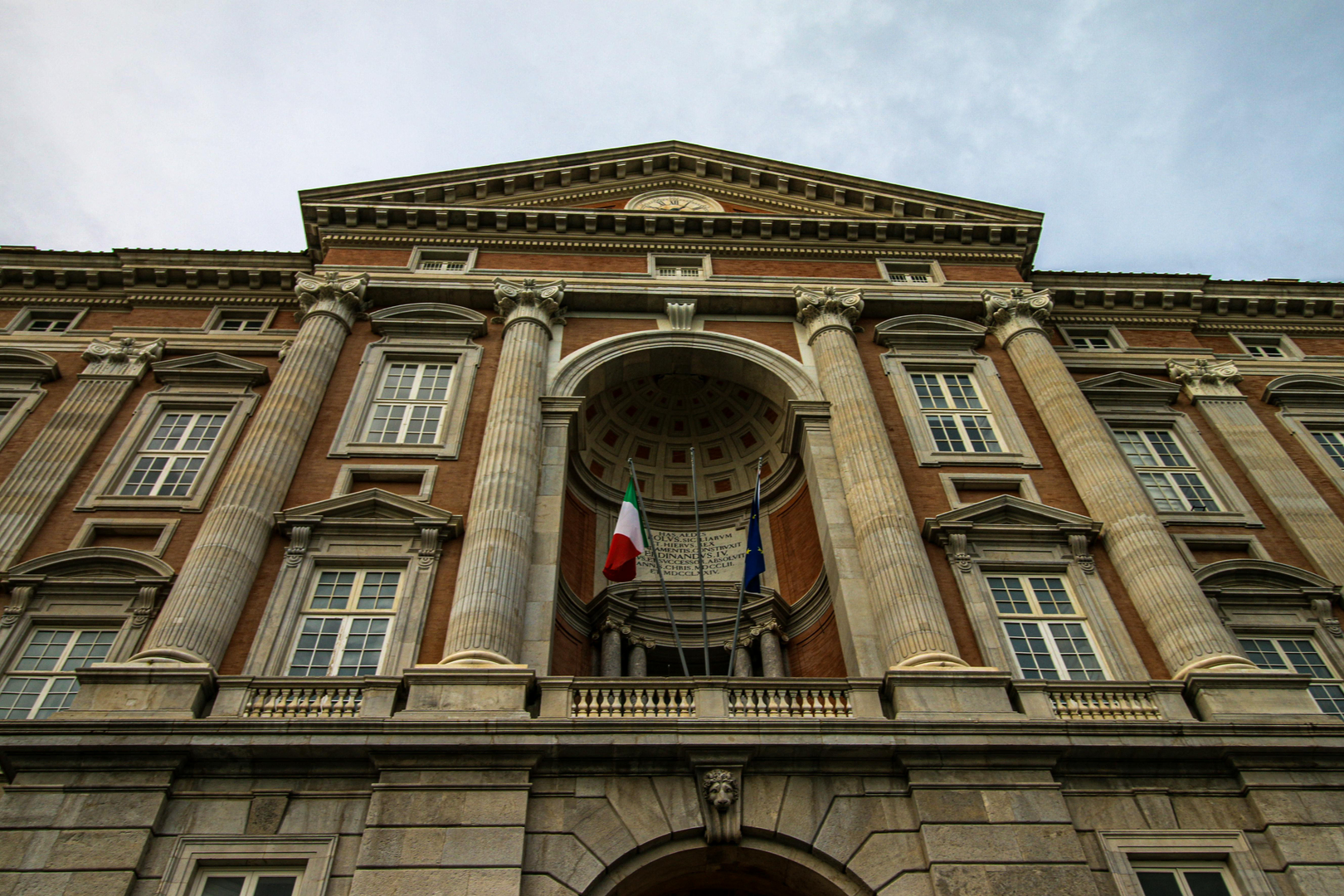 Caserta – Kongelig Pragt og Italiensk Charme