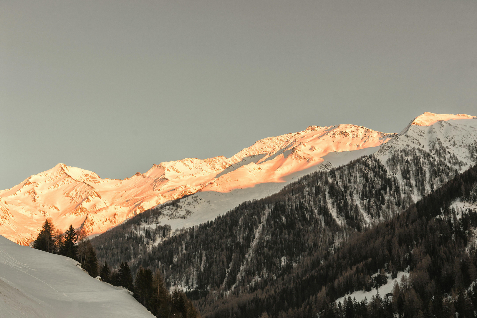Mont Blanc Chic scene 2